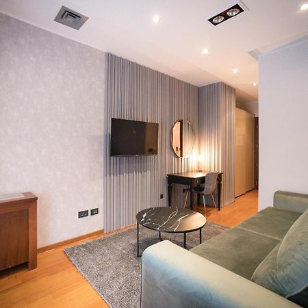 Natali Luxury Suites Belgrado Esterno foto