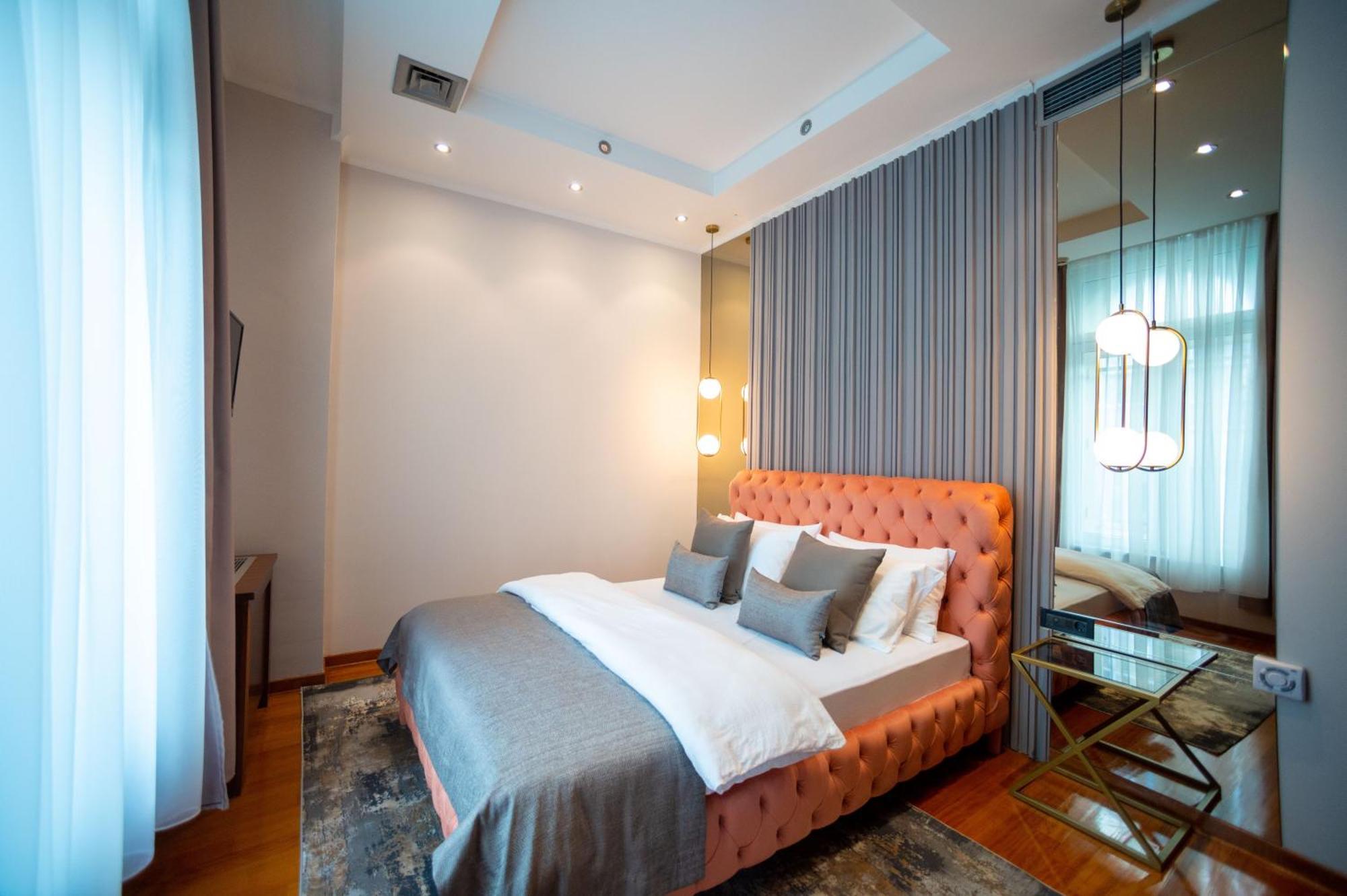 Natali Luxury Suites Belgrado Esterno foto